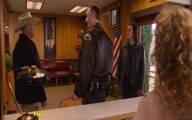 twin peaks: the return police station